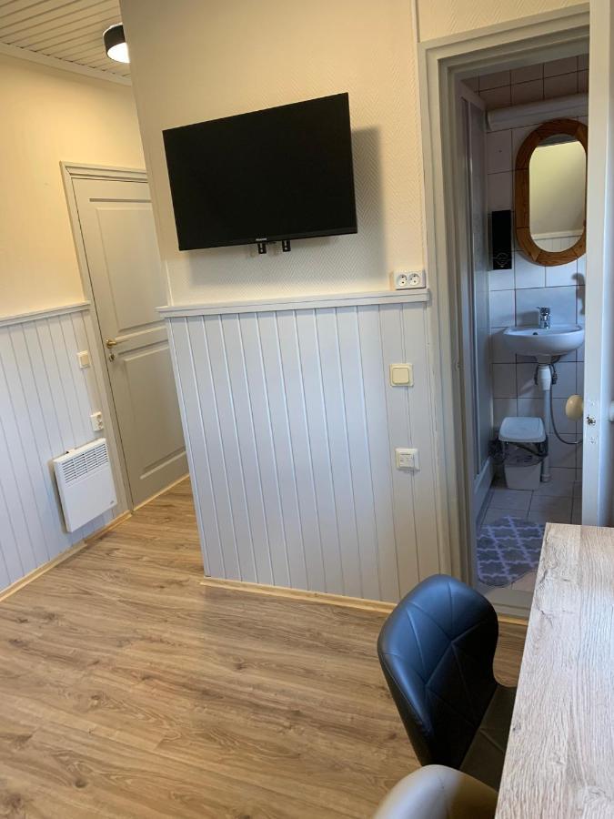 Keldrimaee Kuelalistemaja Bed & Breakfast Hiiumaa Bagian luar foto